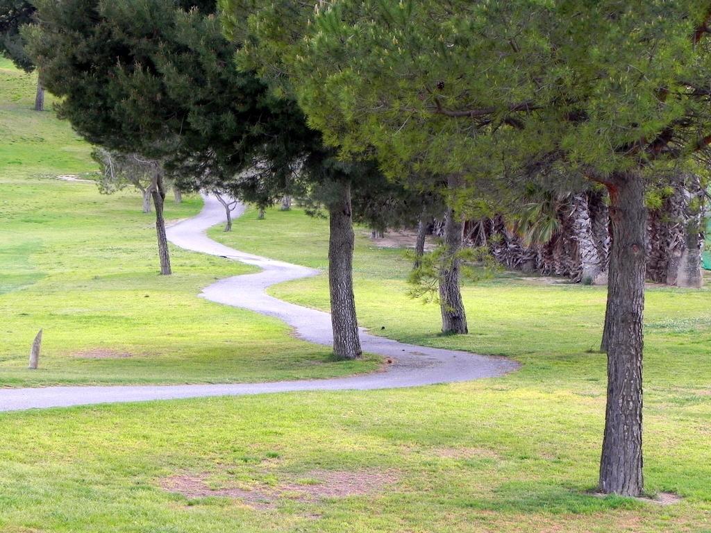 01 Loft Alenda Golf Apartment Monforte del Cid Bagian luar foto